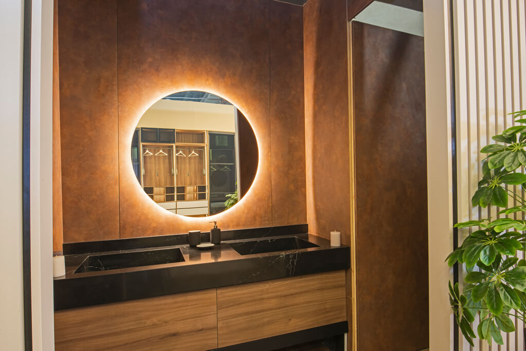 espelho de banheiro com fita LED